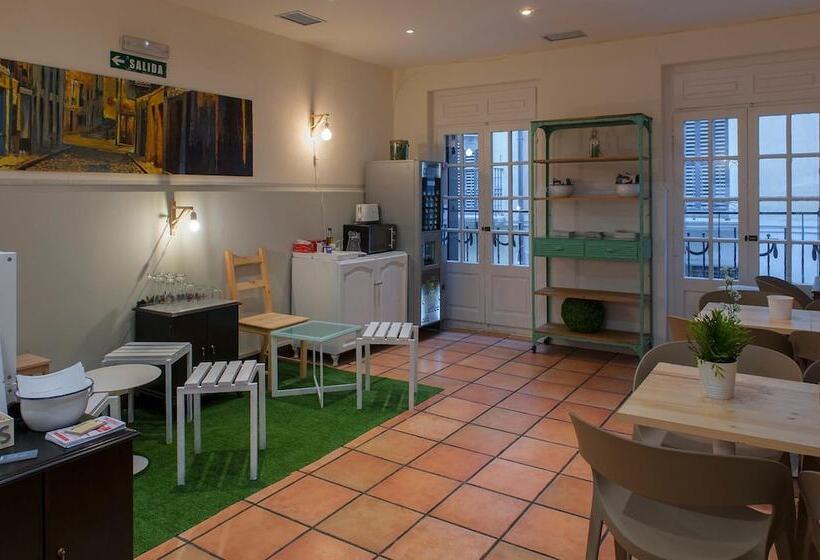 ホテル El Camino Urban Rooms