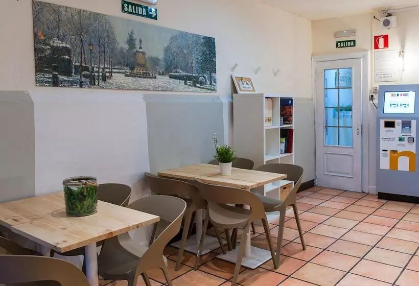 Hotelli El Camino Urban Rooms