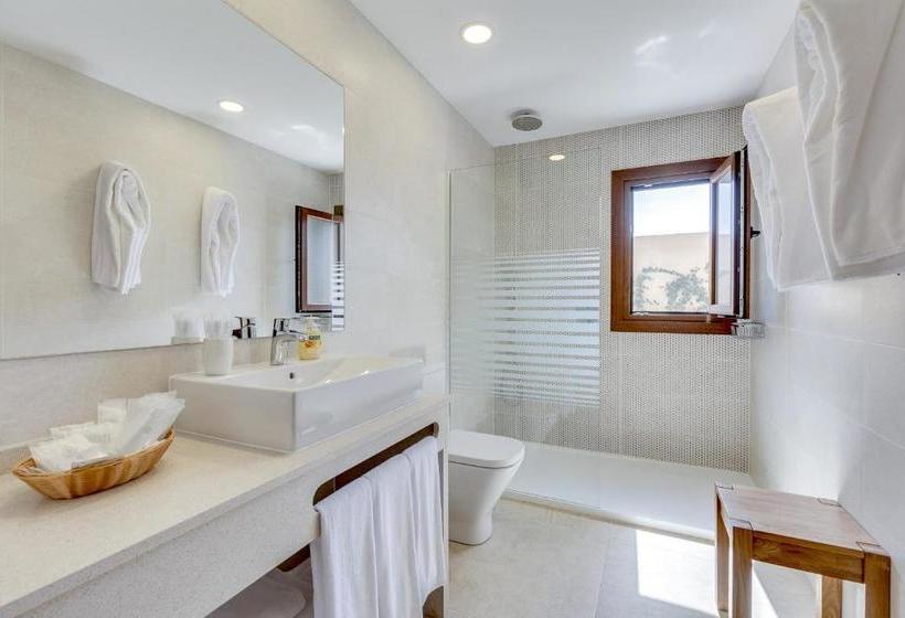 هتل Finca Son Ullastre