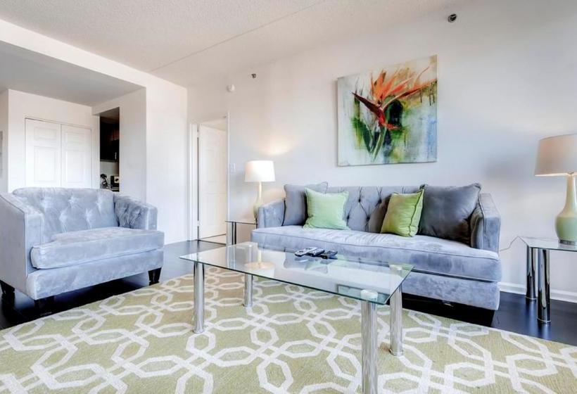 Hotel Global Luxury Suites Next To Providence Place Shopping Mall