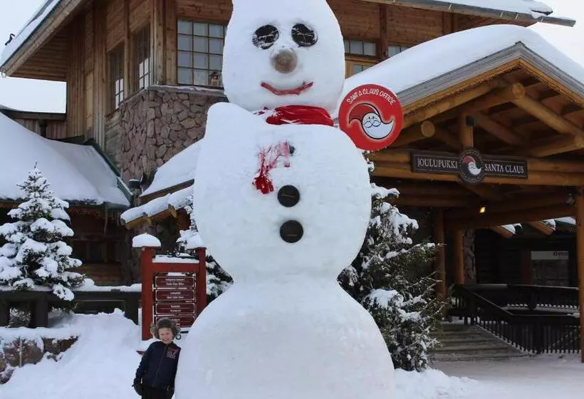 هتل Guesthouse Arctic Heart