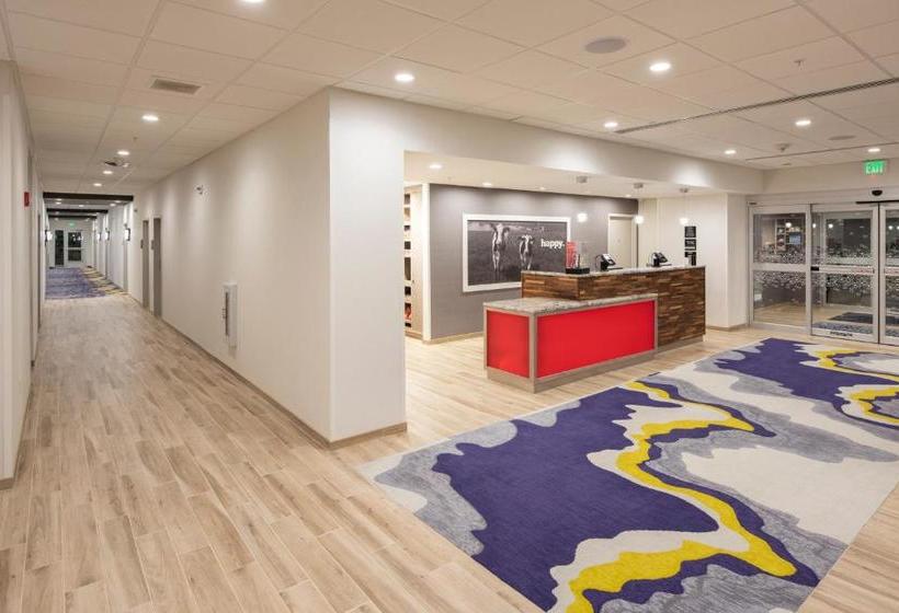 בית מלון כפרי Hampton Inn & Suites Rocky Hillhartford South