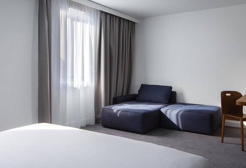 בית מלון כפרי Holiday Inn Express Le Havre Centre