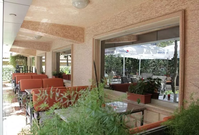 ホテル International