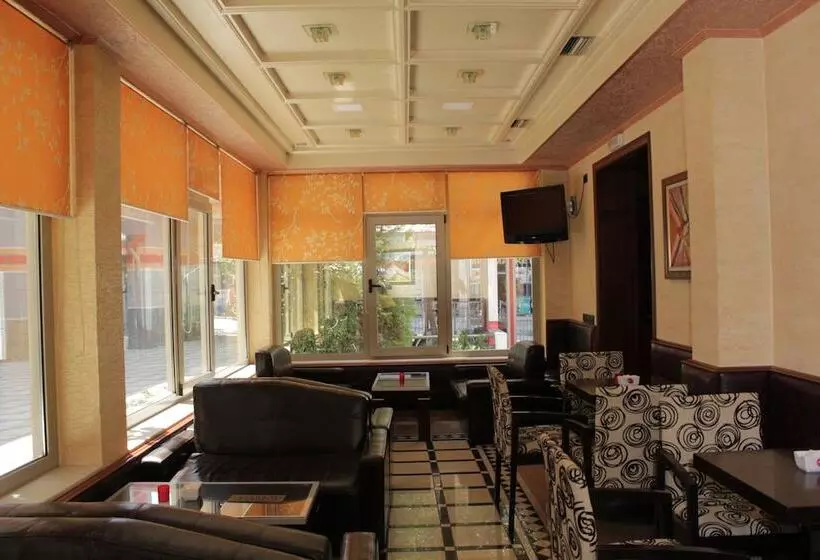 ホテル International