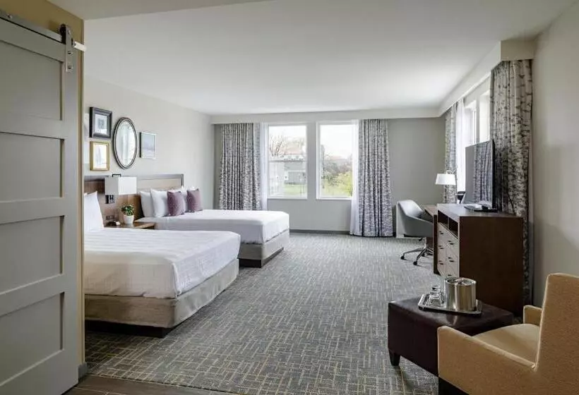 ホテル Madison & Shenandoah Conference Ctr