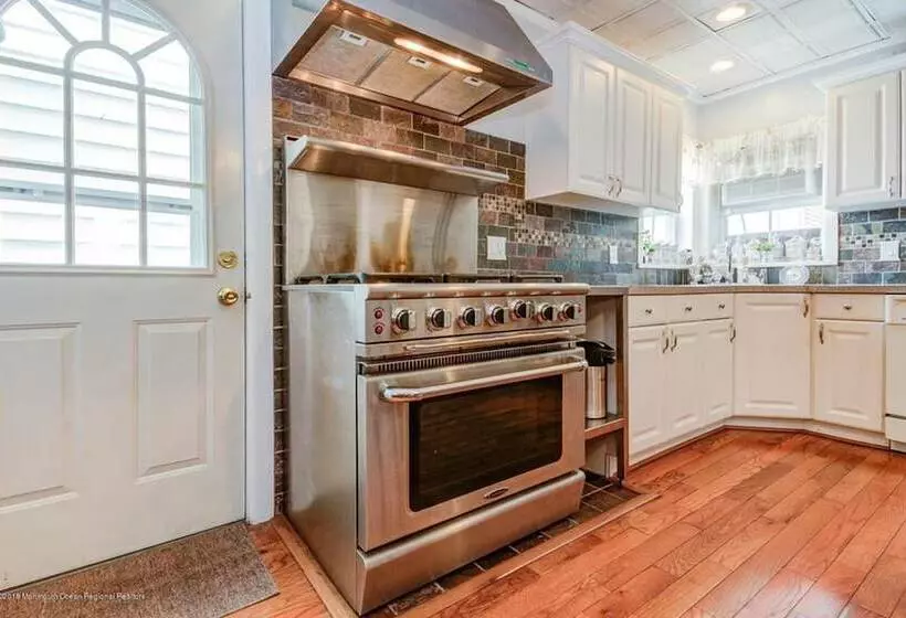 Hotelli Ocean Park Inn