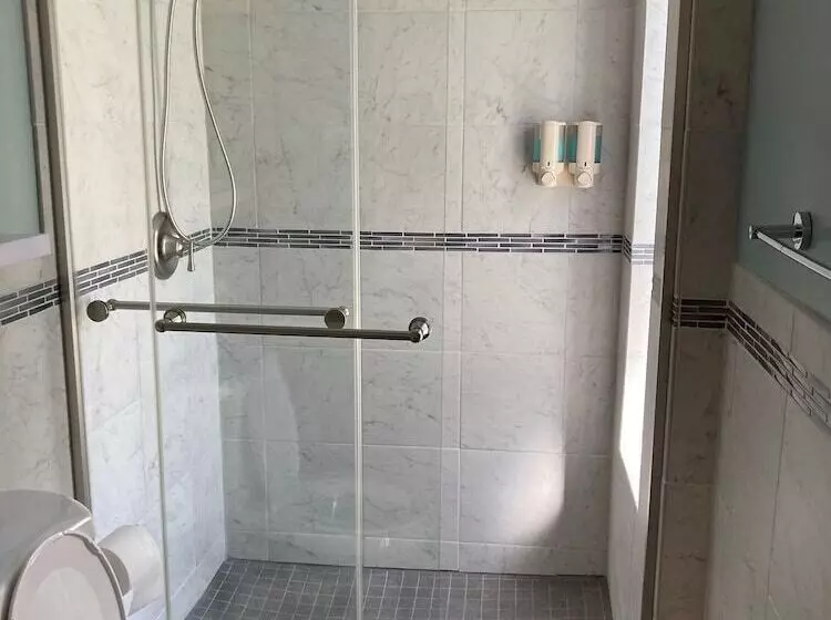 Hotelli Ocean Park Inn