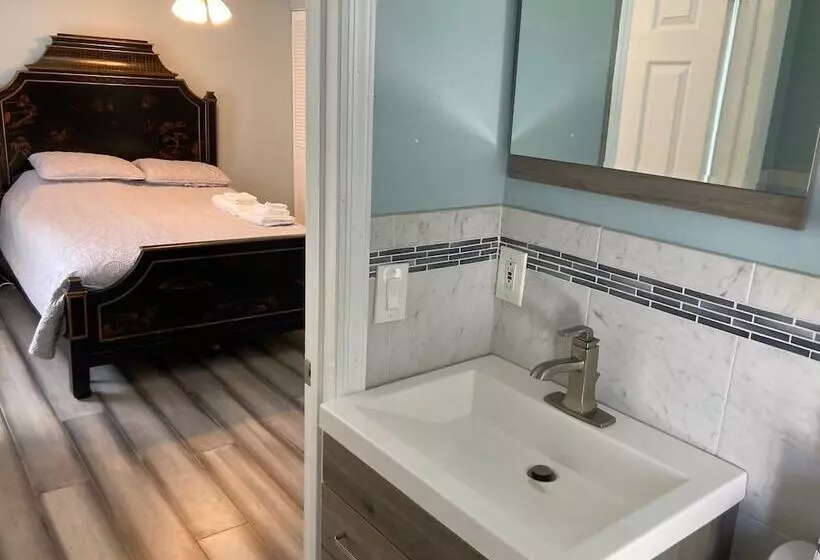 Hotelli Ocean Park Inn