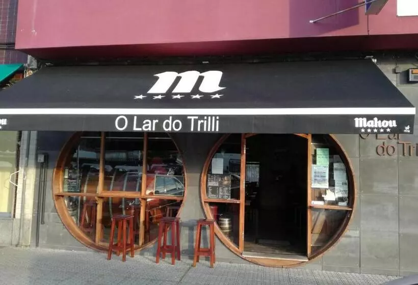 Hotelli Pensión Los Trillizos