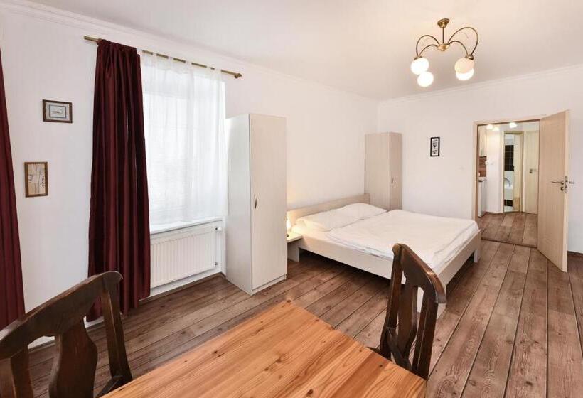 בית מלון כפרי Penzion Crystal