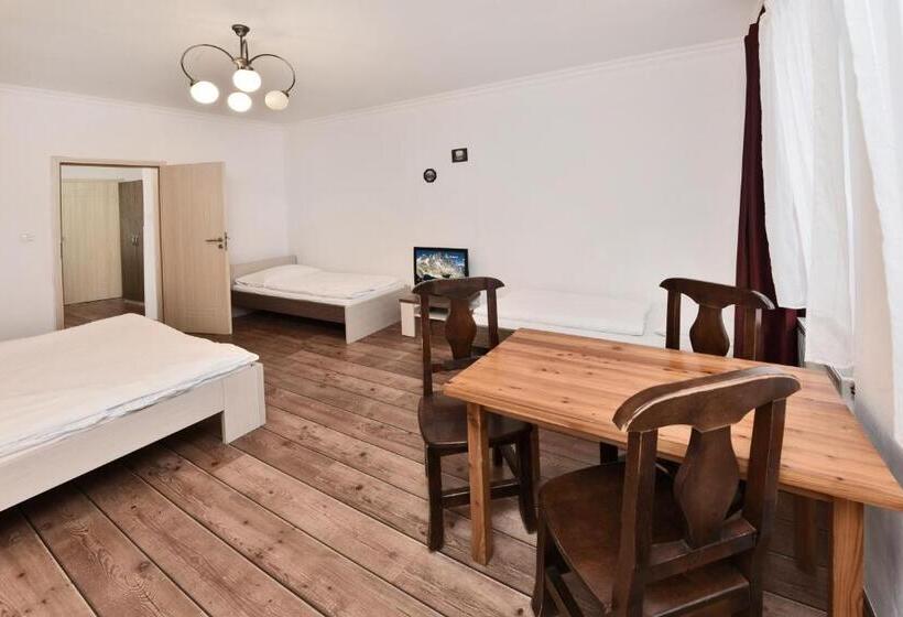 בית מלון כפרי Penzion Crystal