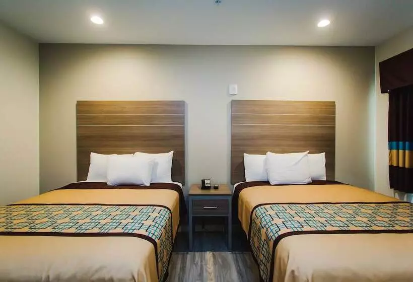 هتل Scottish Inn & Suites  Atascocita