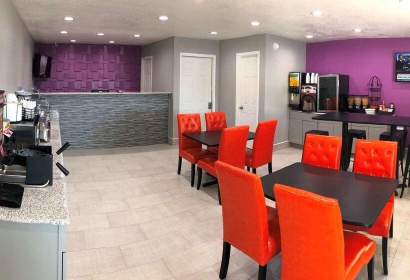 فندق Super 8 By Wyndham Sonora