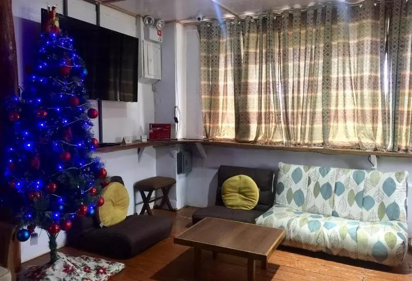 Hotel Island Hostel