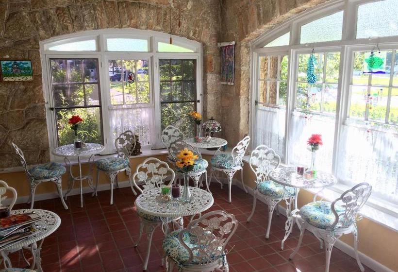 בית מלון כפרי The German Berl Inn