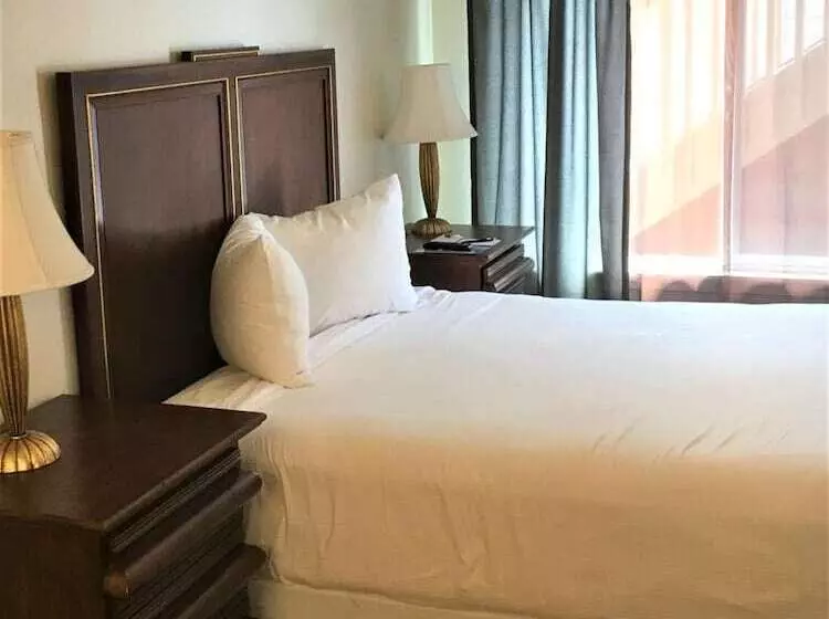 Hotelli The Waldport Inn