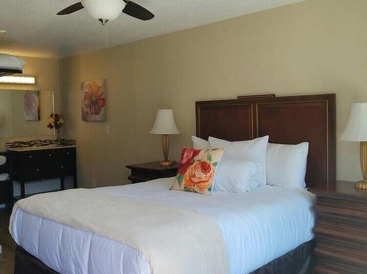 فندق The Waldport Inn