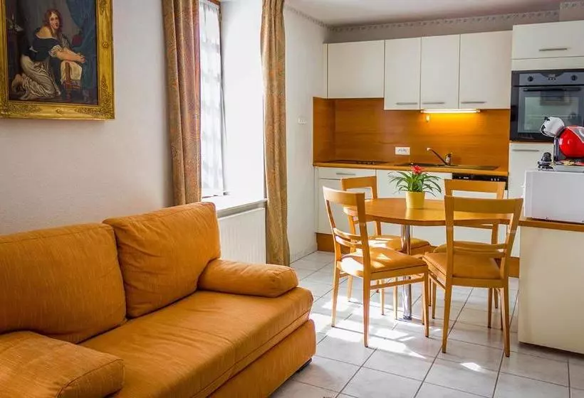 Hotelli Villa Ti An Amiral