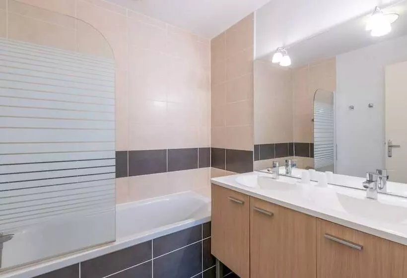 Hotelli Vacanceole  Les Rives Du Lac