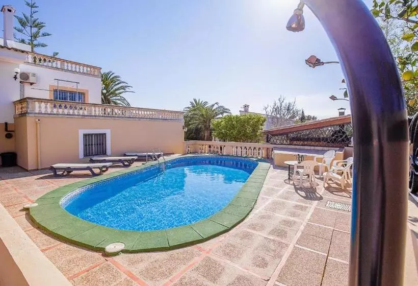 Villa Saturn