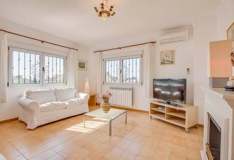 Villa Saturn