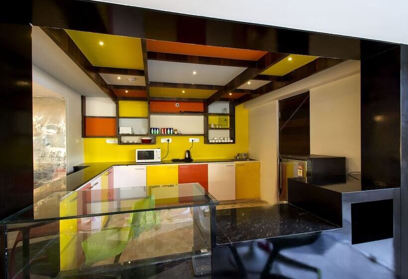 فندق Art Boutique