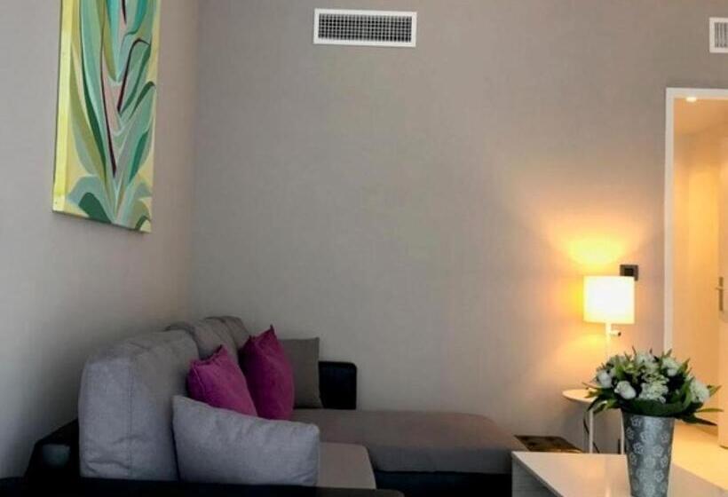 هتل Arthur Properties Montfleury