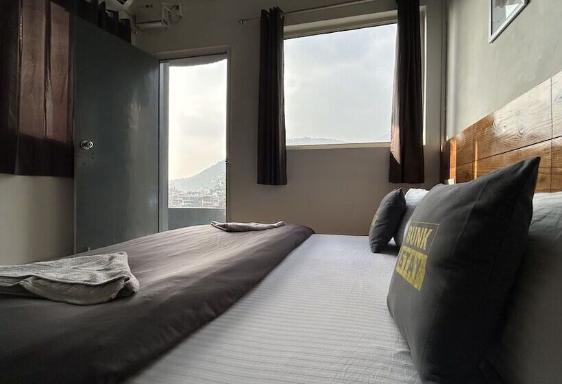 ホテル Bunk Stay Rishikesh   Hostel