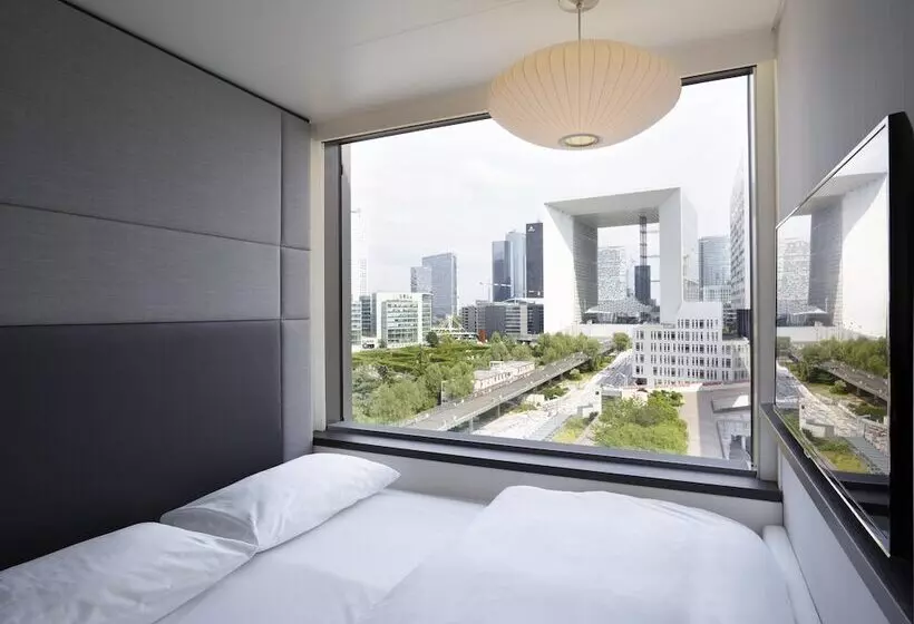 ホテル Citizenm Paris La Defense