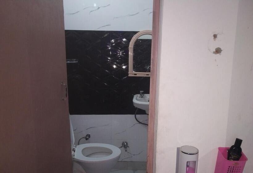 Hotel City Backpackers Hostel