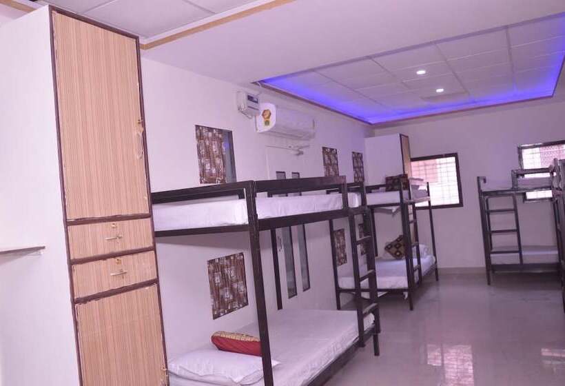 Hotel City Backpackers Hostel