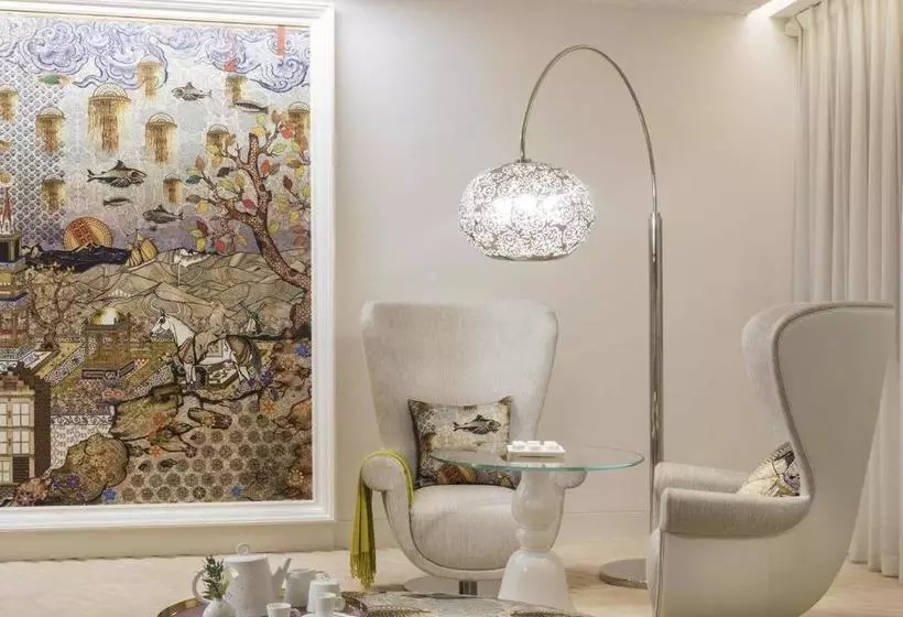 Hotelli Deluxe Apartments