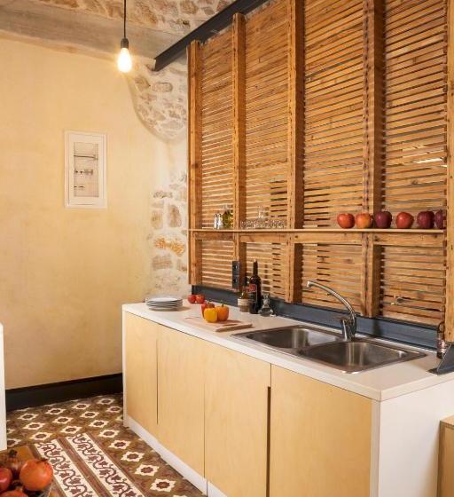 فندق Evans House