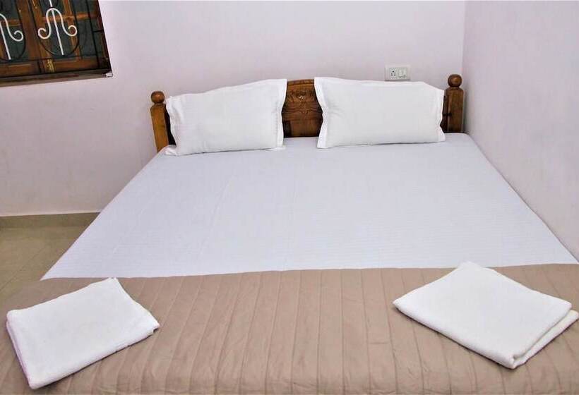 Hotel Fig Fin Beach Resort