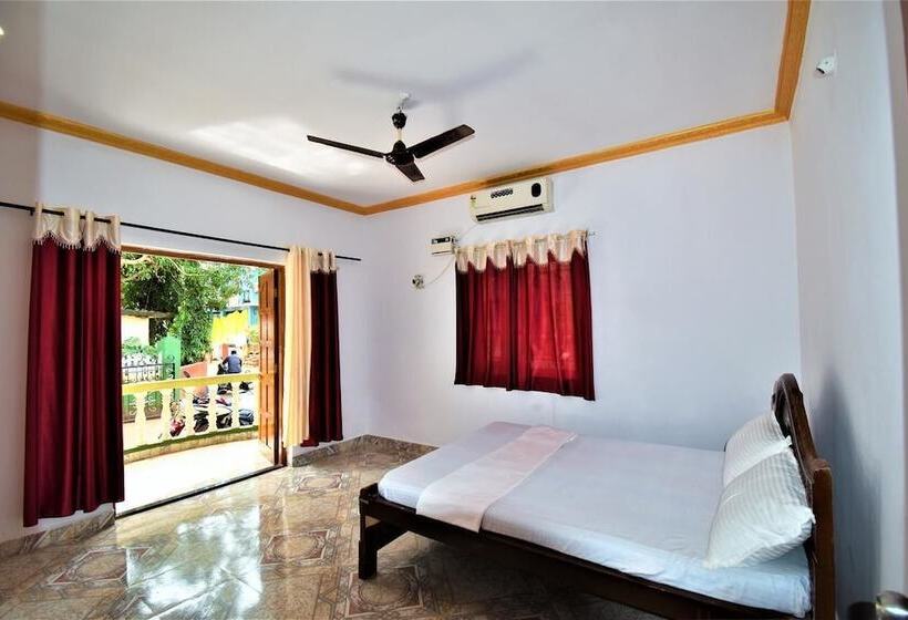 Hotel Fig Fin Beach Resort