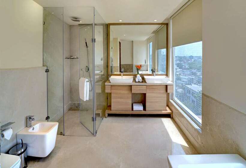 هتل Golden Sarovar Portico Amritsar