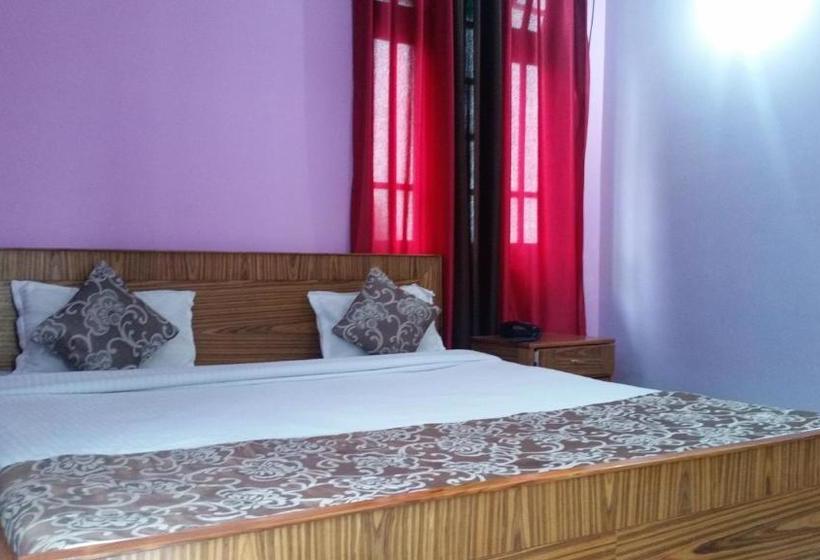 فندق Hans Inn Regency