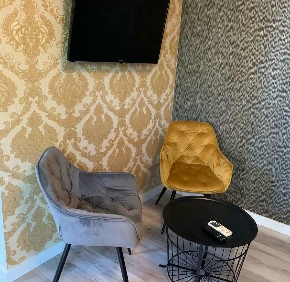 ホテル Hollik Apartmanház