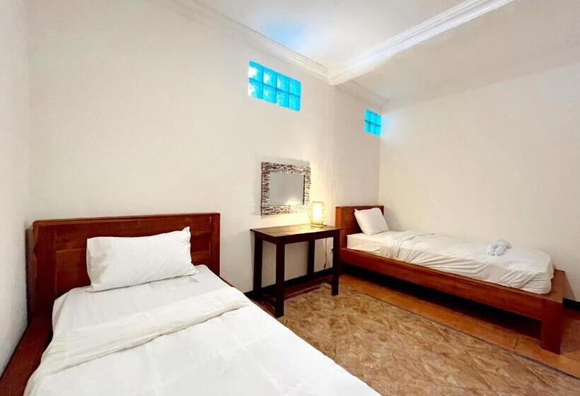 Szálloda Guci Guesthouses