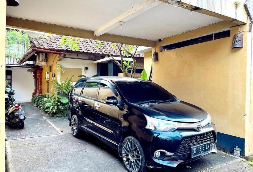 Szálloda Guci Guesthouses