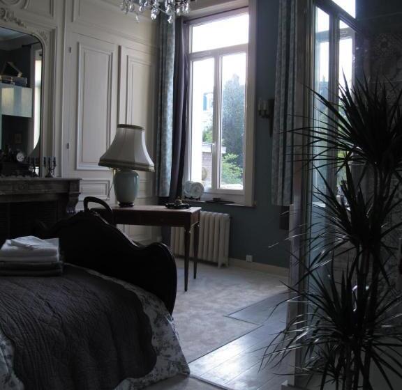 ホテル La Bourgogne En Ville