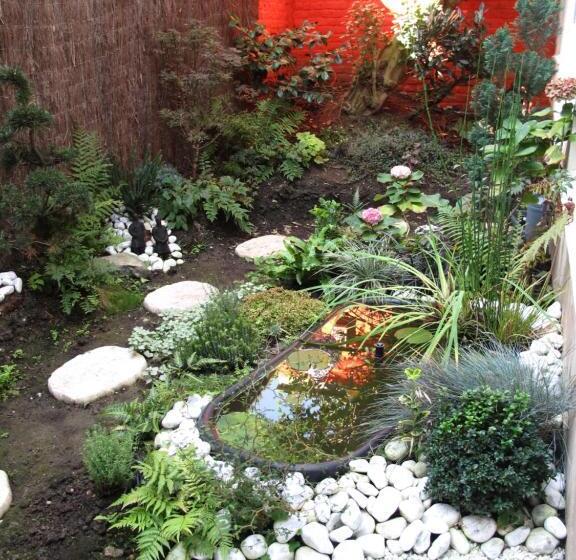 ホテル La Bourgogne En Ville