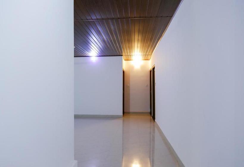 בית מלון כפרי Laa Cienekka's Valley