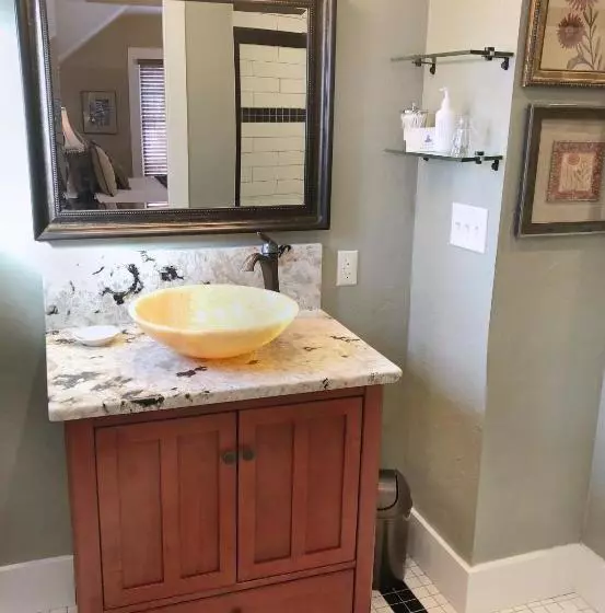 Hotelli Lara House Bed And Breakfast