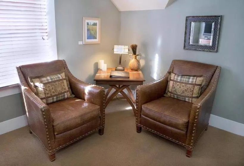 Hotelli Lara House Bed And Breakfast