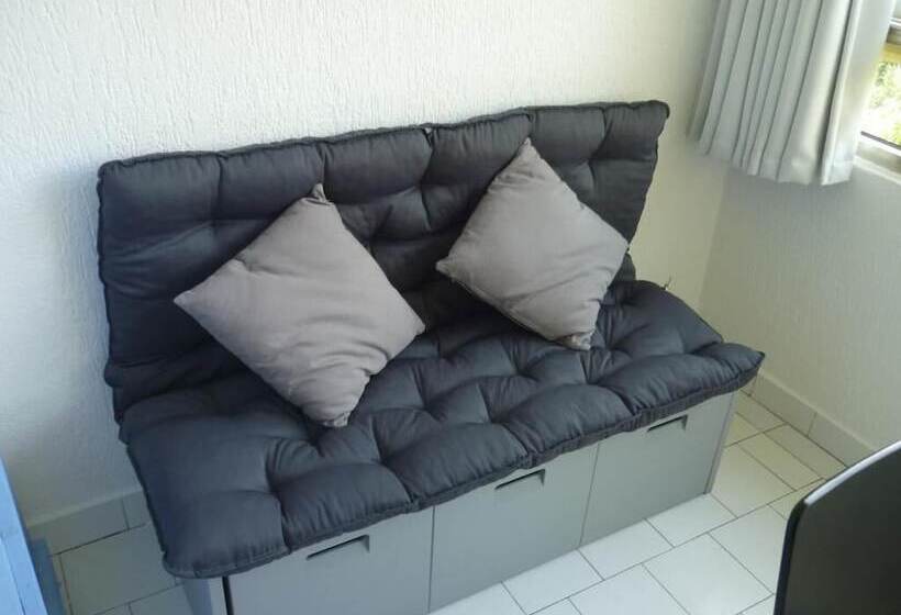 هتل Les Jardins Du Golf Mandelieu