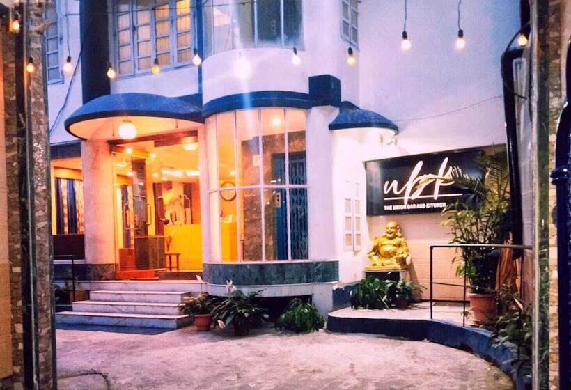 هتل Niladrii Palace