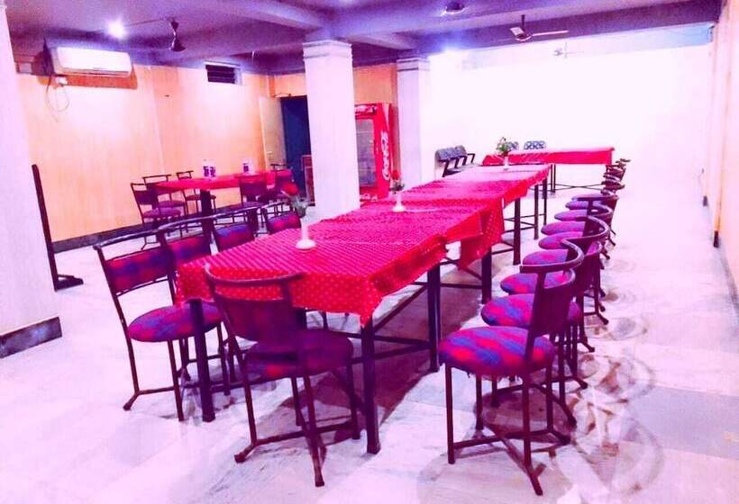 هتل Niladrii Palace