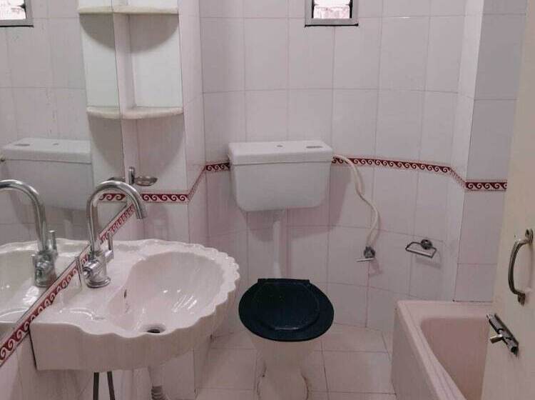 هتل Niladrii Palace